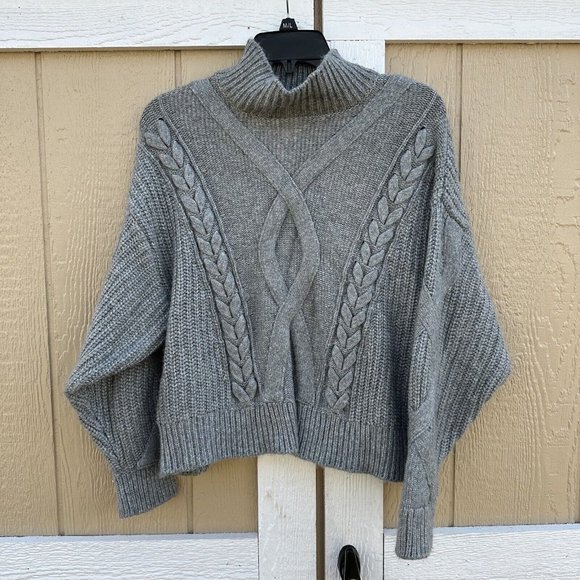 Elizabeth And James Gray Cable Knit Braided Chunky Turtleneck Sweater Size Large - Picture 2 of 6